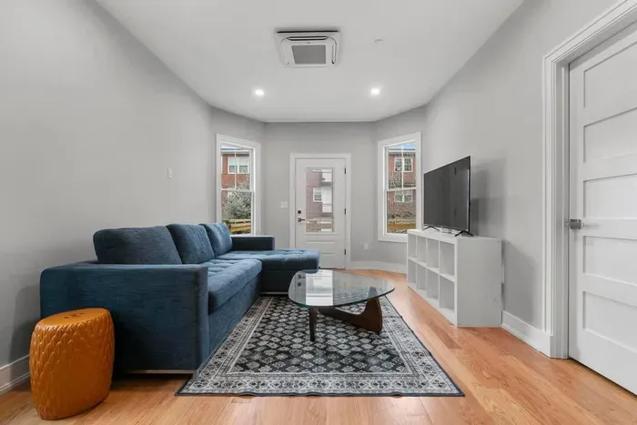 The Annabel 2 ~ Bedroom #1, Pvt Bath | w/AC & W/D - image 22 of 31