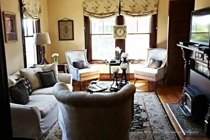The Grand View ~ Master Bedroom | 5BR 2B w/AC & WD - image 19 of 26