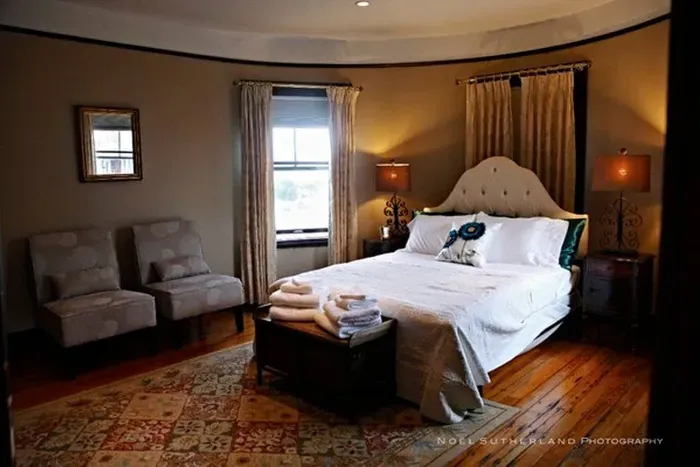 The Grand View ~ Master Bedroom | 5BR 2B w/AC & WD - image 9 of 26