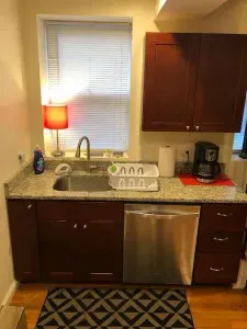 109S2.3 | The Strathmore 2 | 3BR 2B w/AC | Room #3 - image 22 of 23