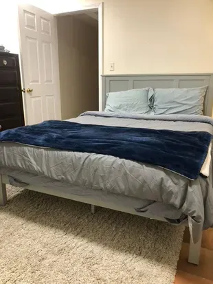 109S3.2 | The Strathmore 3 | 2BR 2B w/AC | Room #2