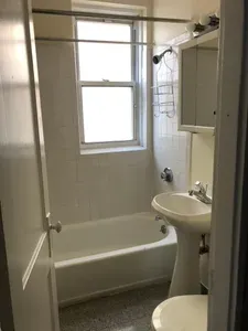 109S3 | The Strathmore 3 w/AC | 2BR 2BA | Bi-Level - image 3 of 26