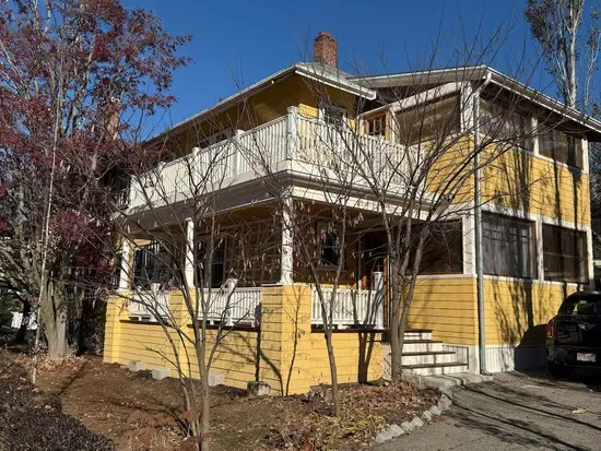 145R1.2 | The Redlands 1 | 2BR 1B w/AC | Room #2