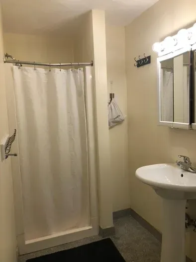 109S3.1 | The Strathmore 3 | 2BR 2B w/AC | Room #1 - image 17 of 26