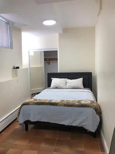 109S3.1 | The Strathmore 3 | 2BR 2B w/AC | Room #1 - image 22 of 26