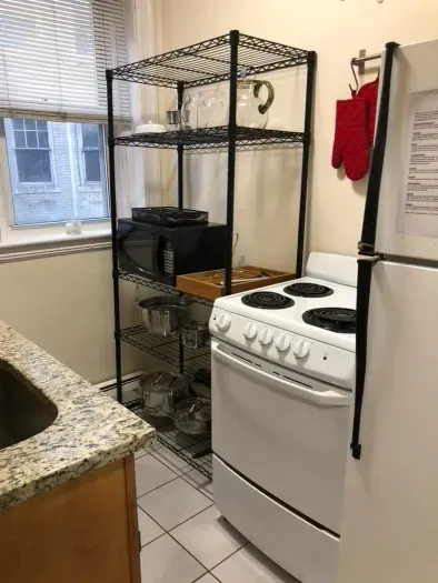 109S3.1 | The Strathmore 3 | 2BR 2B w/AC | Room #1 - image 23 of 26