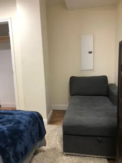 109S3.1 | The Strathmore 3 | 2BR 2B w/AC | Room #1 - image 19 of 26