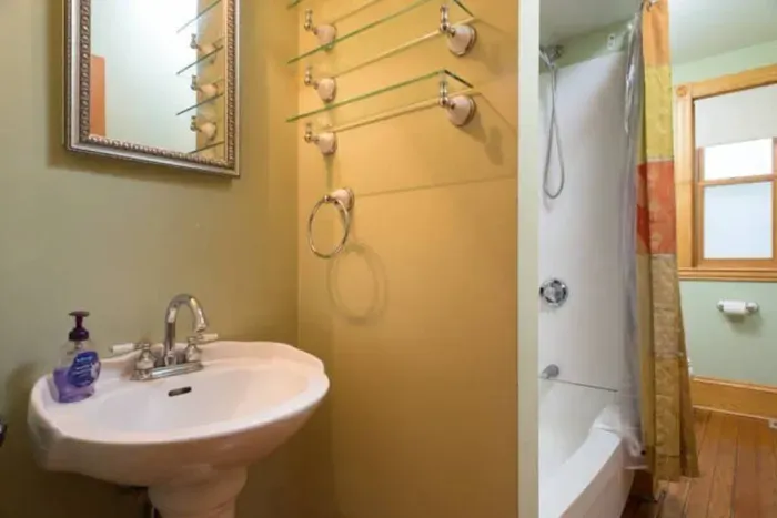 The Mayhew Redline ~ Pvt Apt | 3BR 1B w/AC & W/D - image 16 of 23