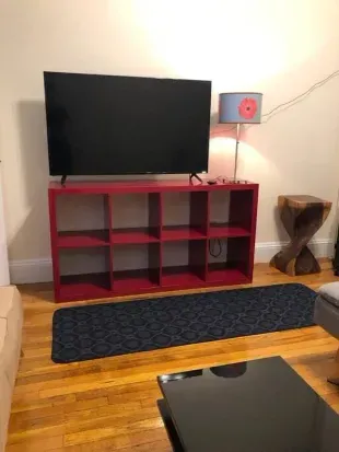 109S2.2 | The Strathmore 2 | 3BR 2B w/AC | Room #2