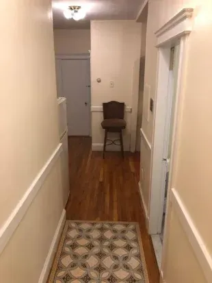 109S2.2 | The Strathmore 2 | 3BR 2B w/AC | Room #2