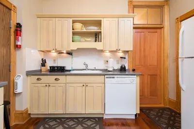 The Dorset Redline ~ Pvt Apt | 3BR 1BA | w/AC & WD - image 26 of 30