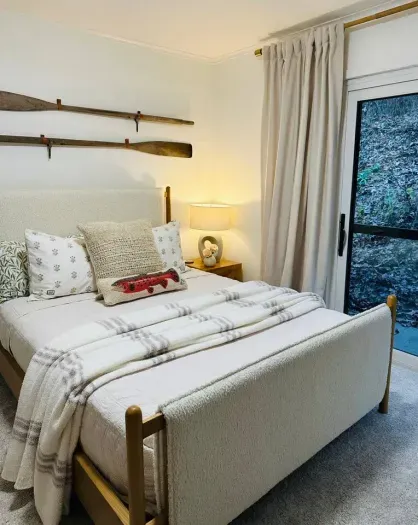 Natural light and black out drapes for bedtime