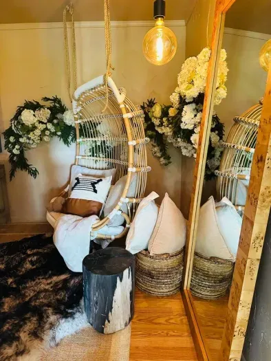 This luxury waterfront treehouse reimagines what it means to stay close to nature
