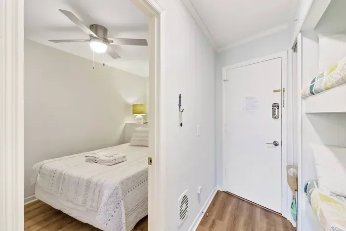 A small space beside the bedroom