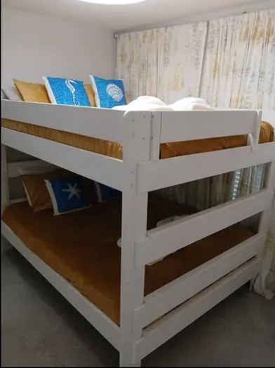 Bunkbeds on the second bedroom