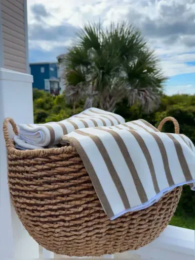 Soak up the sun, we’ve got you covered.

Fresh beach towels are ready and waiting to make your coastal getaway effortless.