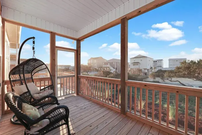 Welcome to Summer Lovin' -- your coastal curated Oak Island retreat!