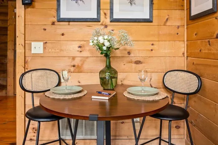 Enjoy your romantic dinner for two while you bask in the peace and quiet of the mountains 