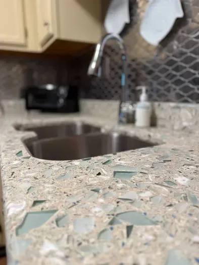 Stunning countertops great you for great beach snacks and meals.