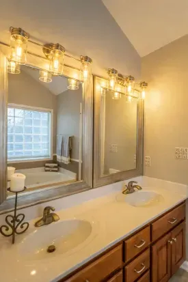 Master bathroom downstairs 