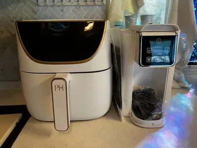 An air fryer and K-Cup coffee maker — ideal for cozy breakfasts and evening treats for two.
