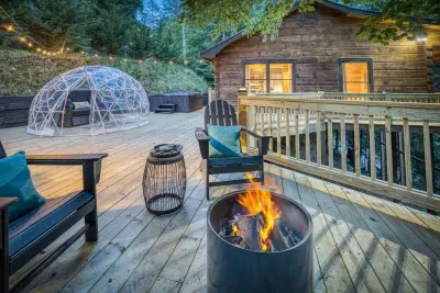 Perfect place to relax in the trees, listen to the creek and make s’mores by the fire using this solo firepit.