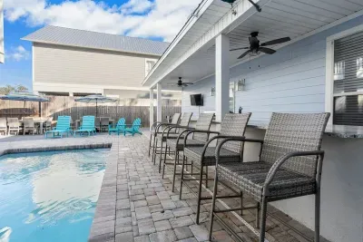 Great for pool breaks, snacks, and conversation