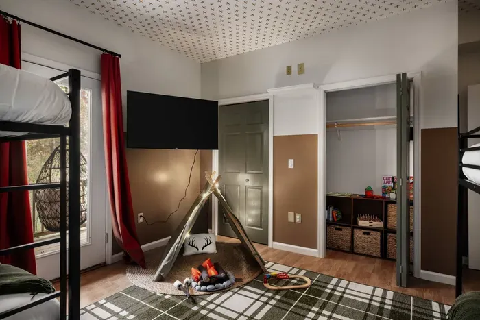 Let your kids’ creativity run wild! Whether they’re building forts, playing pretend, or creating their own adventures under the play tent, this cozy space is made for imagination and fun.