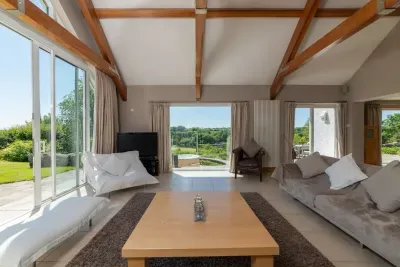 Stunning North Coast Villa, River View Hot Tub 20+ - image 105 of 261