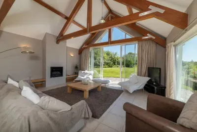 Stunning North Coast Villa, River View Hot Tub 20+ - image 183 of 261