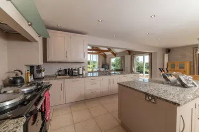 Stunning North Coast Villa, River View Hot Tub 20+ - image 178 of 261