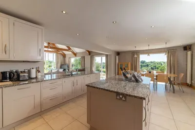 Stunning North Coast Villa, River View Hot Tub 20+ - image 180 of 261