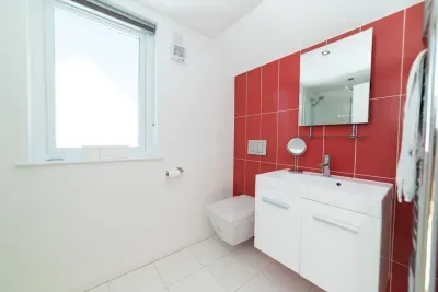 Stunning North Coast Villa, River View Hot Tub 20+ - image 123 of 261