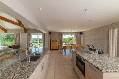 Stunning North Coast Villa, River View Hot Tub 20+ - image 98 of 261