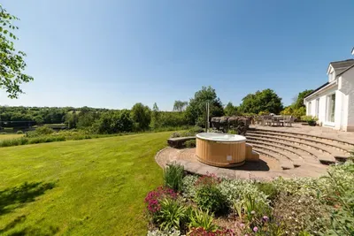 Stunning North Coast Villa, River View Hot Tub 20+ - image 162 of 261