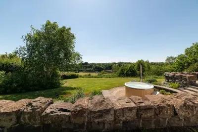 Stunning North Coast Villa, River View Hot Tub 20+ - image 166 of 261