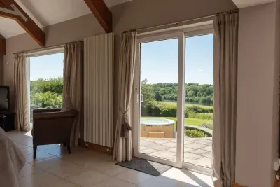 Stunning North Coast Villa, River View Hot Tub 20+ - image 185 of 261