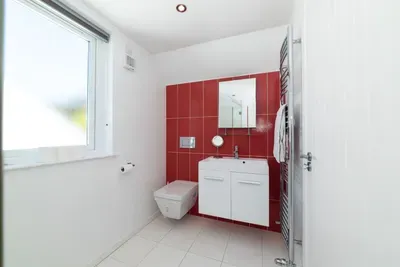 Stunning North Coast Villa, River View Hot Tub 20+ - image 133 of 261