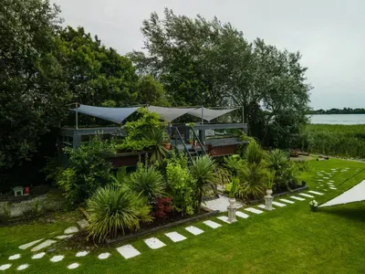 Selshan Lodge - Perfect Villa Escape With Lake View & Hot Tub 20+ - image 138 of 162
