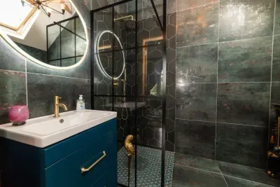 Selshan Lodge - Perfect Villa Escape With Lake View & Hot Tub 20+ - image 34 of 162
