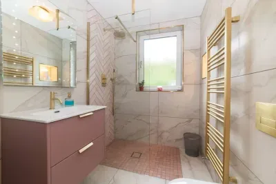 Selshan Lodge - Perfect Villa Escape With Lake View & Hot Tub 20+ - image 105 of 162
