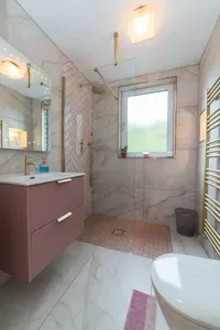 Selshan Lodge - Perfect Villa Escape With Lake View & Hot Tub 20+ - image 100 of 162