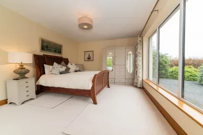 Selshan Lodge - Perfect Villa Escape With Lake View & Hot Tub 20+ - image 84 of 162