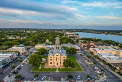 How Much Can You Earn Renting Your Home on Airbnb in Granbury TX? featured image