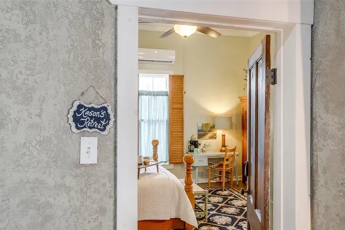 Welcoming entrance to Kason’s Cove, offering privacy and a touch of charm
