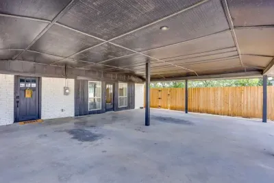 Park under the carport and walk straight in through this door. Your smart lock code arrives the day you check in.