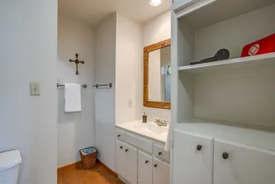10 Star Ranch · The Cottage · Fishing Lake · Sleeps 6 - image 12 of 18