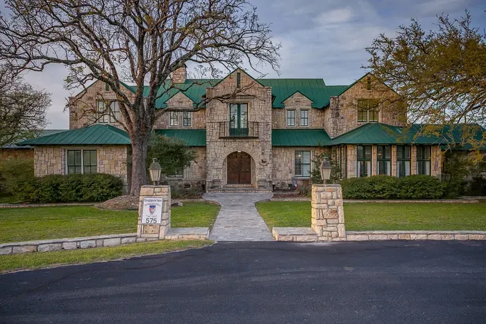 10 Star Ranch - Full Property - image 111 of 140