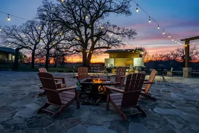 10 Star Ranch · Pool · Lake · Game Room · Sleep 10 - image 126 of 130