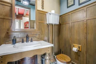 10 Star Ranch · Pool · Lake · Game Room · Sleep 10 - image 13 of 130